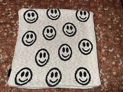 Nicole Miller Pillow Cover Sweater Knit Happy Face 20x20” • $18