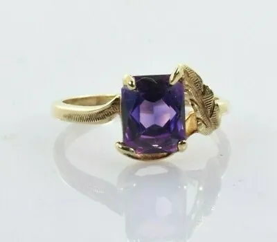 Vintage Lab Created Purple Sapphire Ring 10k Yellow Gold 2.00 Carats Size 7 • $195.49