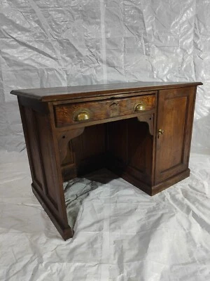 £325 • Buy Antique Pitch Pine Teachers Desk