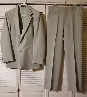 Vintage 1090's Haggar 2-Piece Suit Pale Green 40R Jacket 34x32 Pants • $45