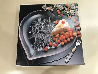 Mikasa Crystal Endearment Heart Platter 12.5-in RC349/650 Japan NIB • $9.99