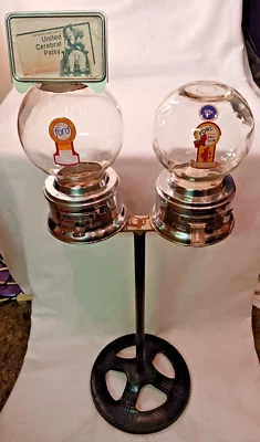 $600 • Buy Vintage Dual Ford Gum/candy Machines 1 Cent & 10 Cent  W/stand Excellent Working