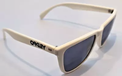 Oakley Frogskins Vintage Matte White W/ Grey Lens Japan • $260