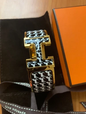 $790 • Buy BNWT Hermes Authentic Clic Clac Cheval Bangle/bracelet Houndstooth $1045new