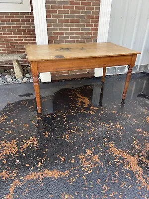 Vintage Farmhouse Dining Table Wood 5 Slat Top Ready To Be Redone￼ • $187.20