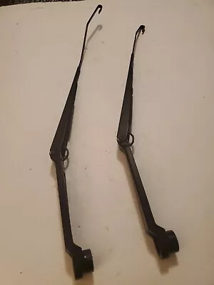 2003 2008 Subaru Forester Left & Right Windshield Wiper Arms Oem No Blades  • $58.31