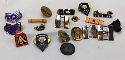 Lot Of Misc. Military Army Navy Air Force Marine Hat/Uniform Pins • $24.99