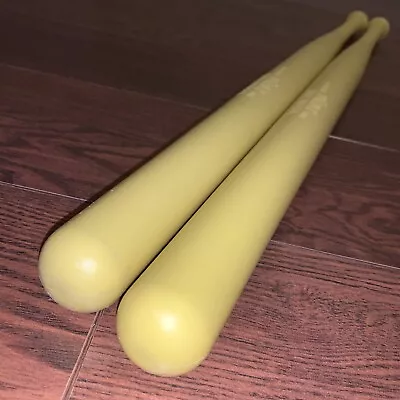 (2) Official Wiffle Bats Set Lot For Ball Toss Game Original Yellow Made In USA • $9.95