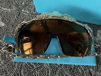 £36.99 • Buy ANNA DELLO RUSSO AdR Mirror Gold Sunglasses Baroque Leaf Gold Chain NEW In Box