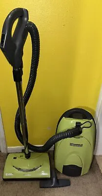 Kenmore 116 True HEPA Canister Vacuum Cleaner Progressive Lime Green 26212605 • $179.99
