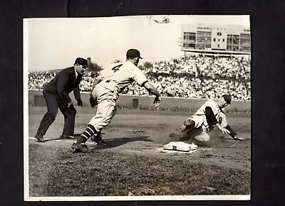 Gabby Hartnett & Mel Ott 1937 Press Photo NY Giants Chicago Cubs Wrigley Field • $29.99