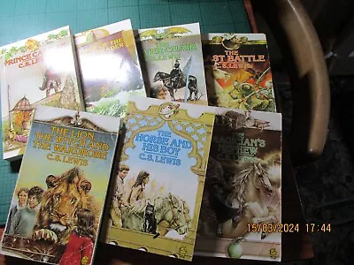 Vintage  Complete Collection Of  Narnia By Cs Lewis I N  Book Cover • £3