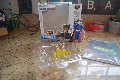 $10.50 • Buy Bandai S.H. Figuarts Street Fighter Series CHUN-LI Figure & Original Package