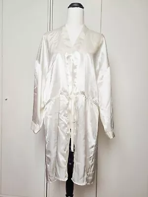 Victoria's Secret | Size Small | Polyester Satin Off White Robe Dressing Gown • $17.50