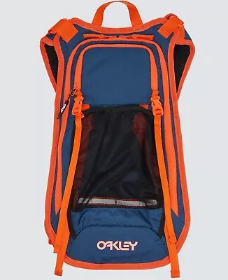 Oakley Switchback Hydration Backpack - Blue / Orange/ Black • £45