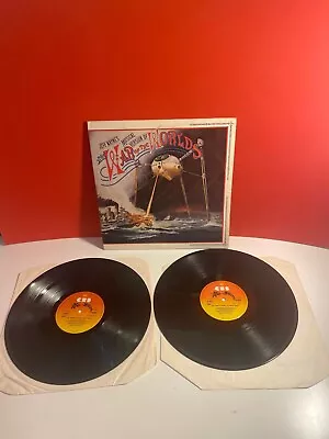 Jeff Wayne's Musical Version Of The War Of The Worlds Double LP With Booklet • £19.99