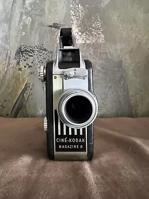 Kodak: Cine-Kodak Magazine 8 - 8mm Movie Camera Very Good Condition 1946-1955 • $9.99