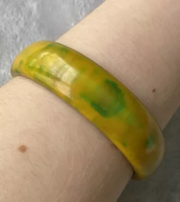 Beautiful Vintage Marbled Yellow And Green Spinach Bakelite Bangle Bracelet • $32