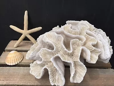 New Nautical Gisela Graham Large Frill Faux Coral Resin Ornament Decoration • £19.99