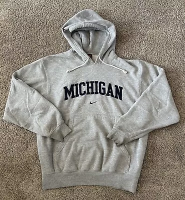 Vintage Y2K Nike Michigan Wolverines Sweatshirt Hoodie Gray Size Small S Swoosh • $34.88