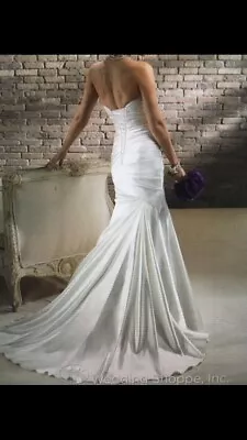 Maggie Sottero Wedding Dress Size 8 • $160