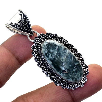 $4.99 • Buy Serpentine Vintage Style Gemstone Handmade Fashion Jewelry Pendant 2.20  VP 58