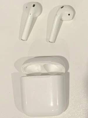 $39.99 • Buy Apple AirPods 2nd Generation With Charging Case (Not Working)