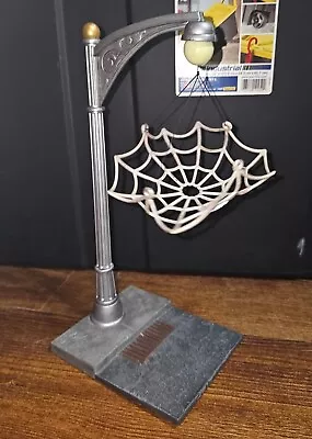 Spider-Man 2 ToyBiz Marvel Legends Super Poseable Figure 2003 Lamp Light Post • $50