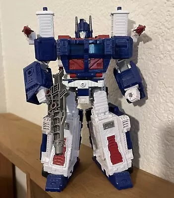 Hasbro WFC Transformers Kingdom Leader Ultra Magnus COMPLETE (Read Desc.) • $40