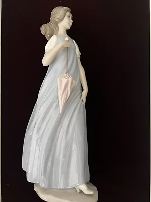 Vintage Lladro Zaphir Lady Umbrella 13  Rare Made In Spain • $280