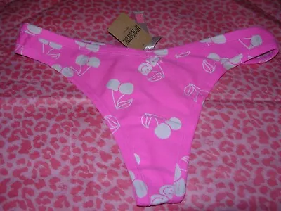 $10.99 • Buy Victorias Secret PINK Sexy Thong String V-Cut LOGO Pink Berry Cherry NWT