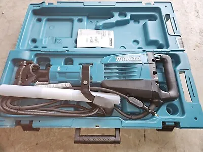 Makita HM1307CB Demolition Hammer • $899