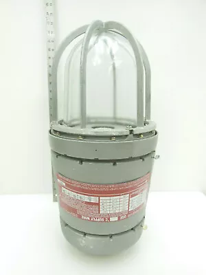 Killark Explosion Proof Light Hzj-700-hnza 250 Watt Mercury Vapor 120-277 • $350