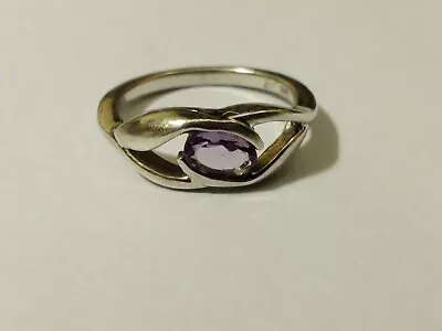 Size M Sterling Silver 925 Ring Ladies Purple Single Solitaire Stone Unusual • £12