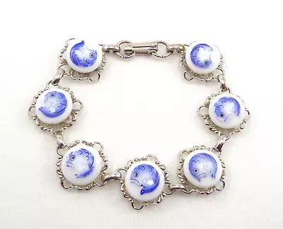 VTG Bracelet Blue & White Molded Fish - Glass Cabochons - Silver Plated 7” Long • $16.95