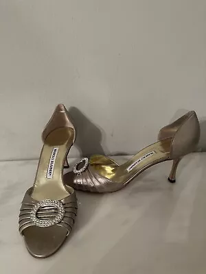 Brand New Manolo Blahnik Gold Sedaraby-40.5. • $297.77