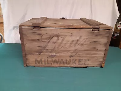 Vintage Blatz Beer Wooden Crate Box Hinged Lid Latch Milwaukee • $100