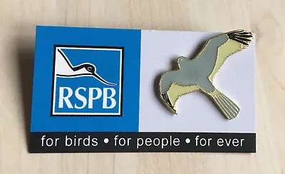 £11.99 • Buy RSPB -HEN HARRIER  Pin Badge On (FBFPFE ) Original Backing Card *FREE POST*
