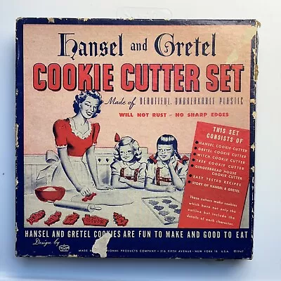 Vintage Cookie Cutter Set Hansel & Gretal • $25