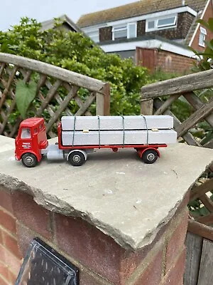 Dinky Supertoy 915 AEC Artic With Loaded Flat Bed Trailor With Beams • £39