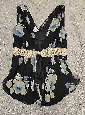 Designer Miguelina Silk Floral Wrap Top Size 12 • $31.56