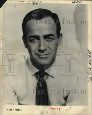1957 Press Photo Mark Stevens American TV And Film Actor - Nop87111 • $19.99