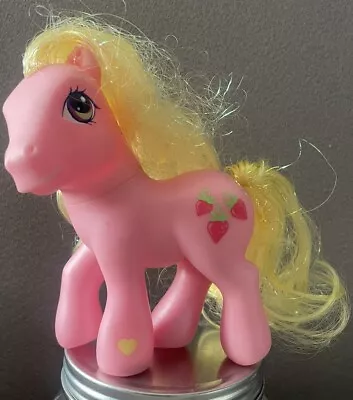 My Little Pony Strawberry Sunset 2002 Hasbro  • $18.99