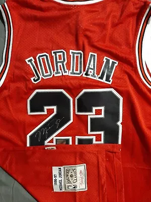 *michael Jordan Chicago Bulls #23 Signed Red Home Jersey Hologram Authenticated* • $501