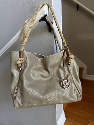 Michael Kors Isla Large Tote Grab Bag - Color: Natural Awesome Looking Bag • $48