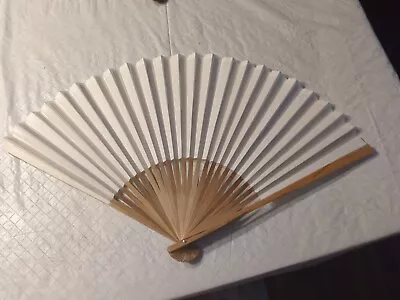 Vintage White Paper And Bamboo Traditional Japanese Folding Fan • $18