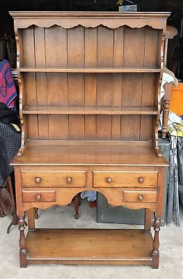 Good Quality Ipswich Oak Small Size Dresser       Delivery Available • £295