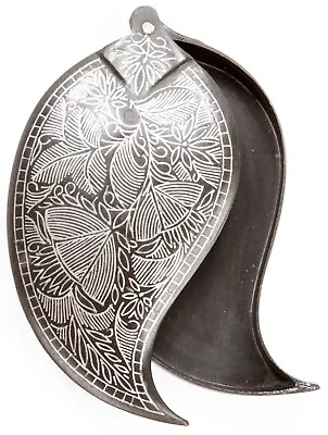 Vintage Indian Silver Inlaid Bidriware Pandan Betel Nut Box Bidar India Mughal • $44.99