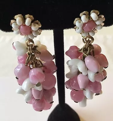 Vintage Miriam Haskell Signed Dangling Pink And White Flower Bead Earrings • $199