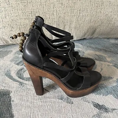 Ugg Salima Women’s Black Leather Platform Heels Strappy Sandals Shoes Sz 7.5 • $19